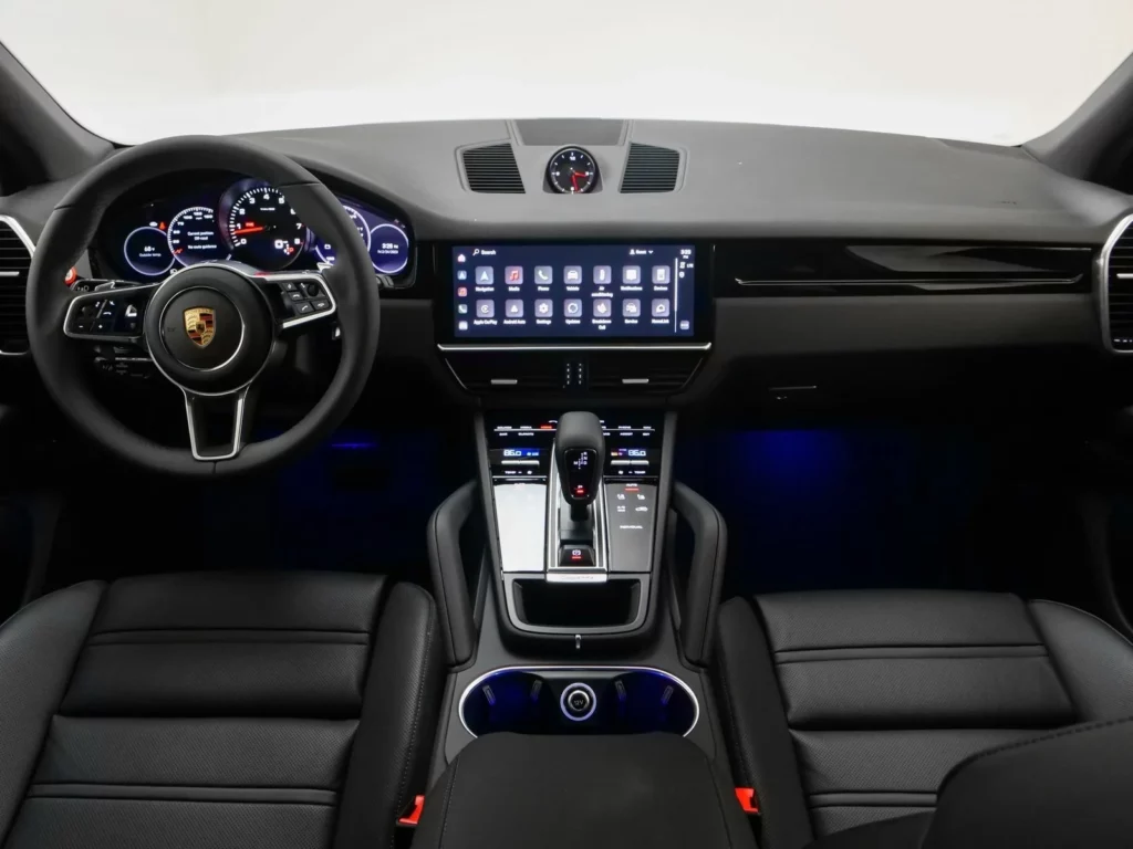 features of the Porsche Cayenne